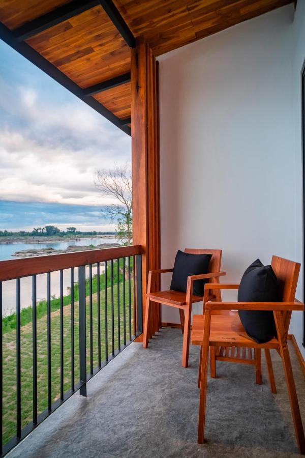 Hotel The Riviera Champasak Zewnętrze zdjęcie