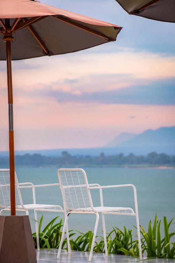 Hotel The Riviera Champasak Zewnętrze zdjęcie